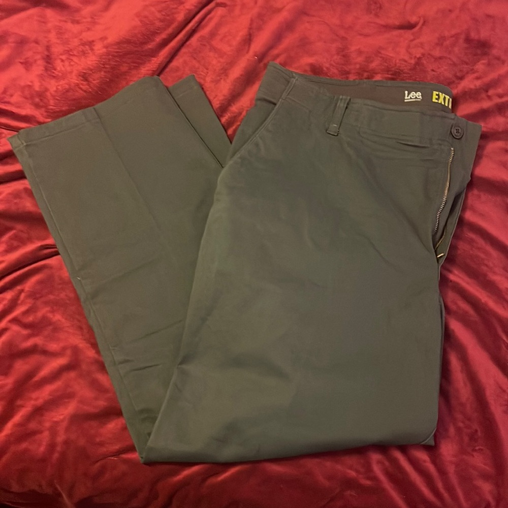 EUC Lee Extreme Comfort Big and Tall Khaki Slacks (44/30)
